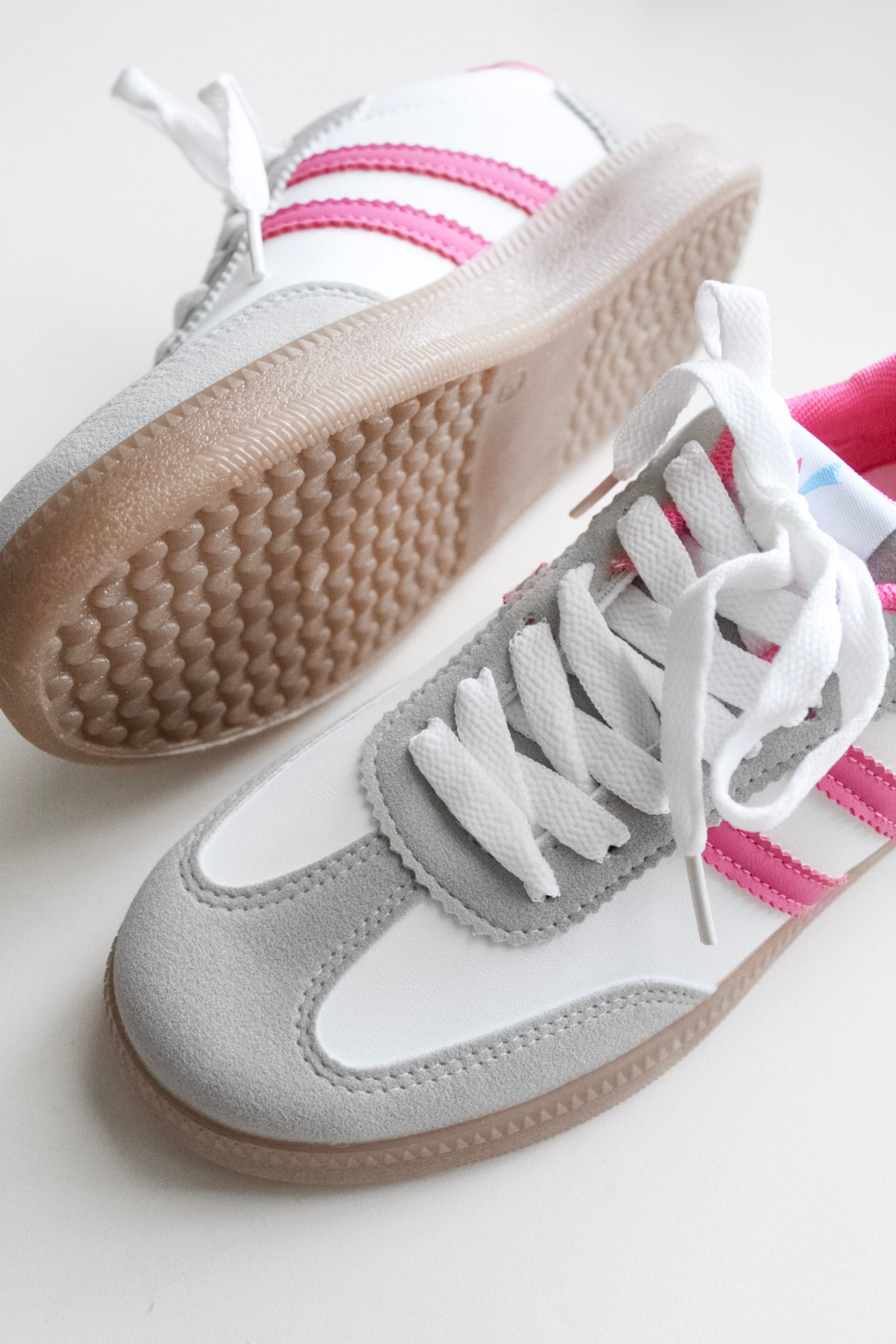 Marsella White/Pink