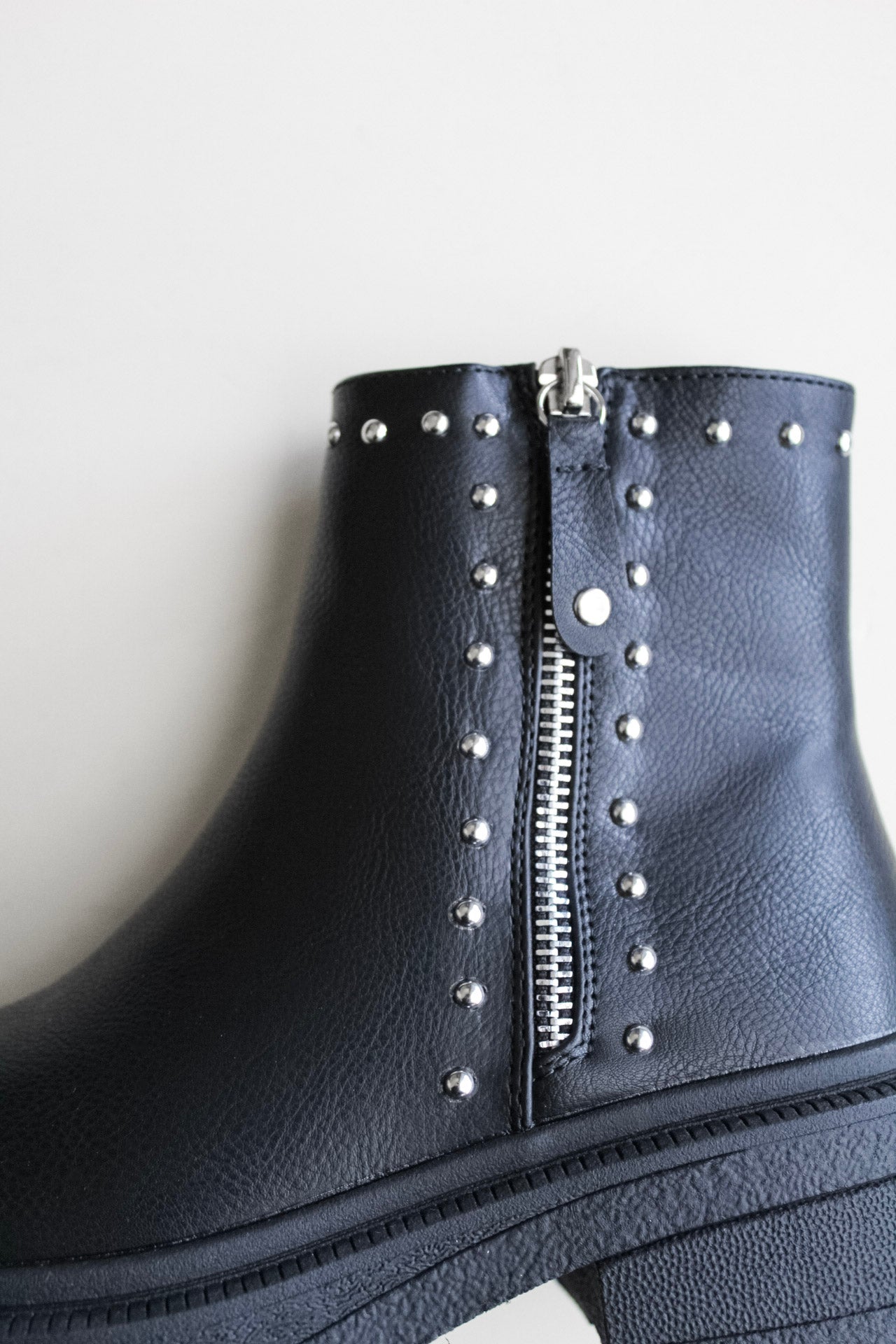 Roma Black