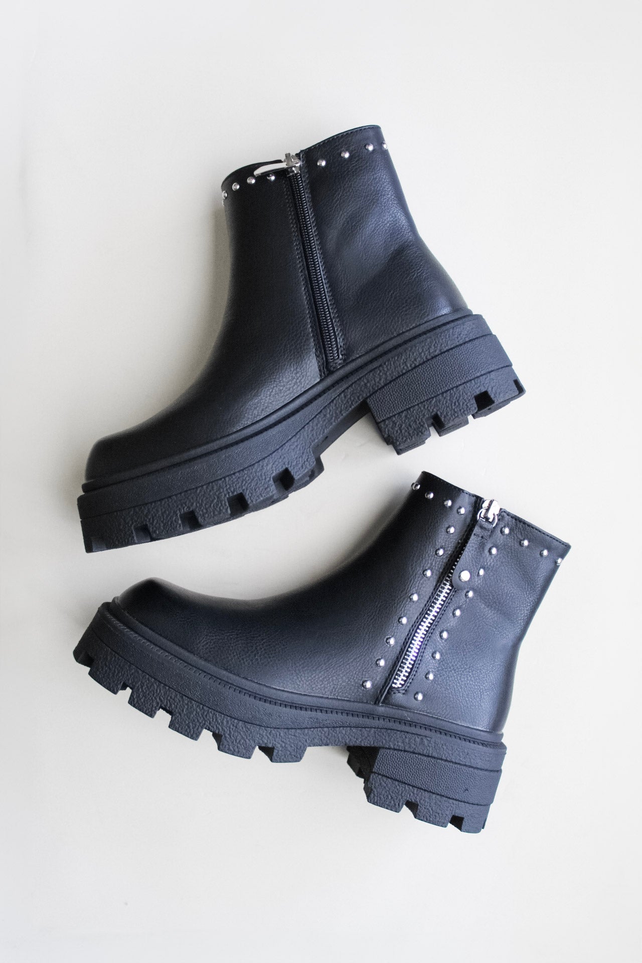 Roma Black