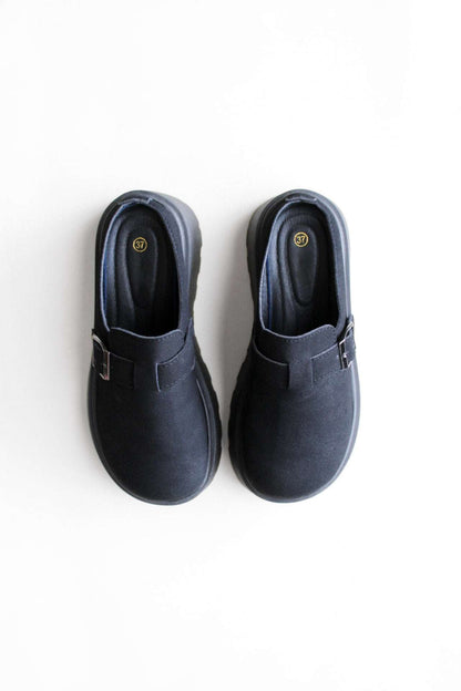 Capri Black