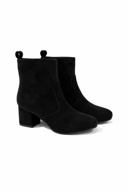 Samara Black