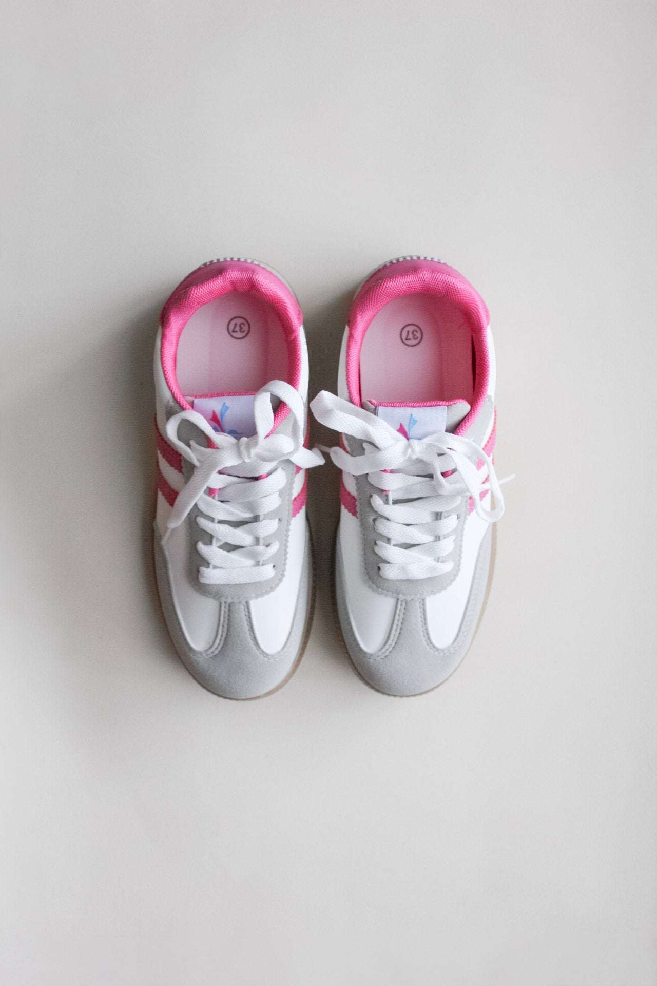 Marsella White/Pink