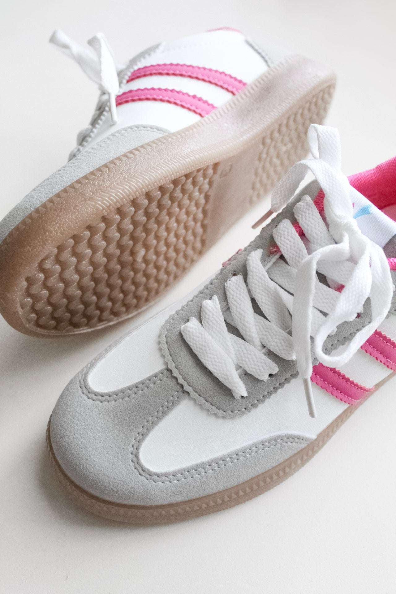 Marsella White/Pink