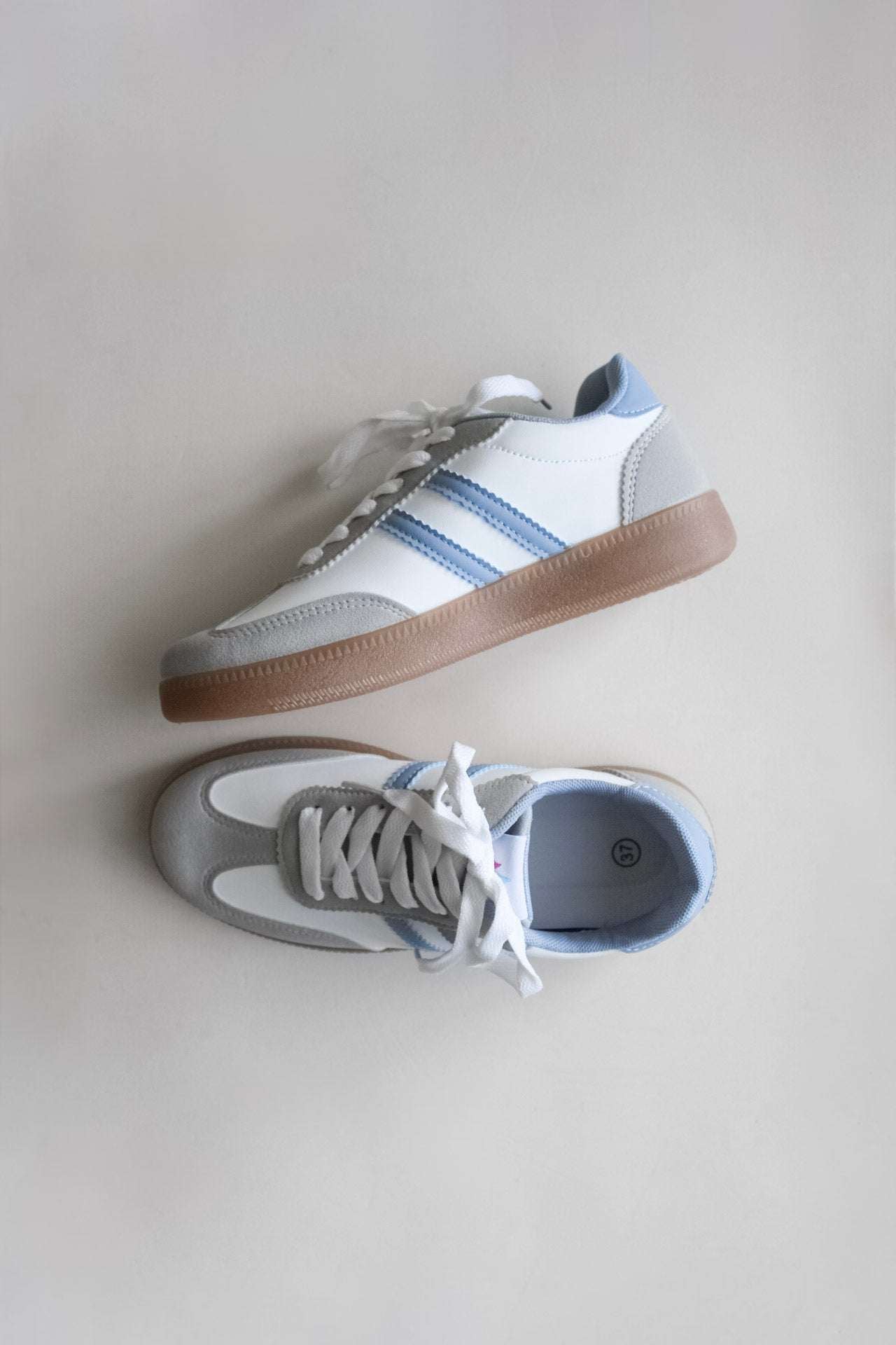 Marsella White/Blue