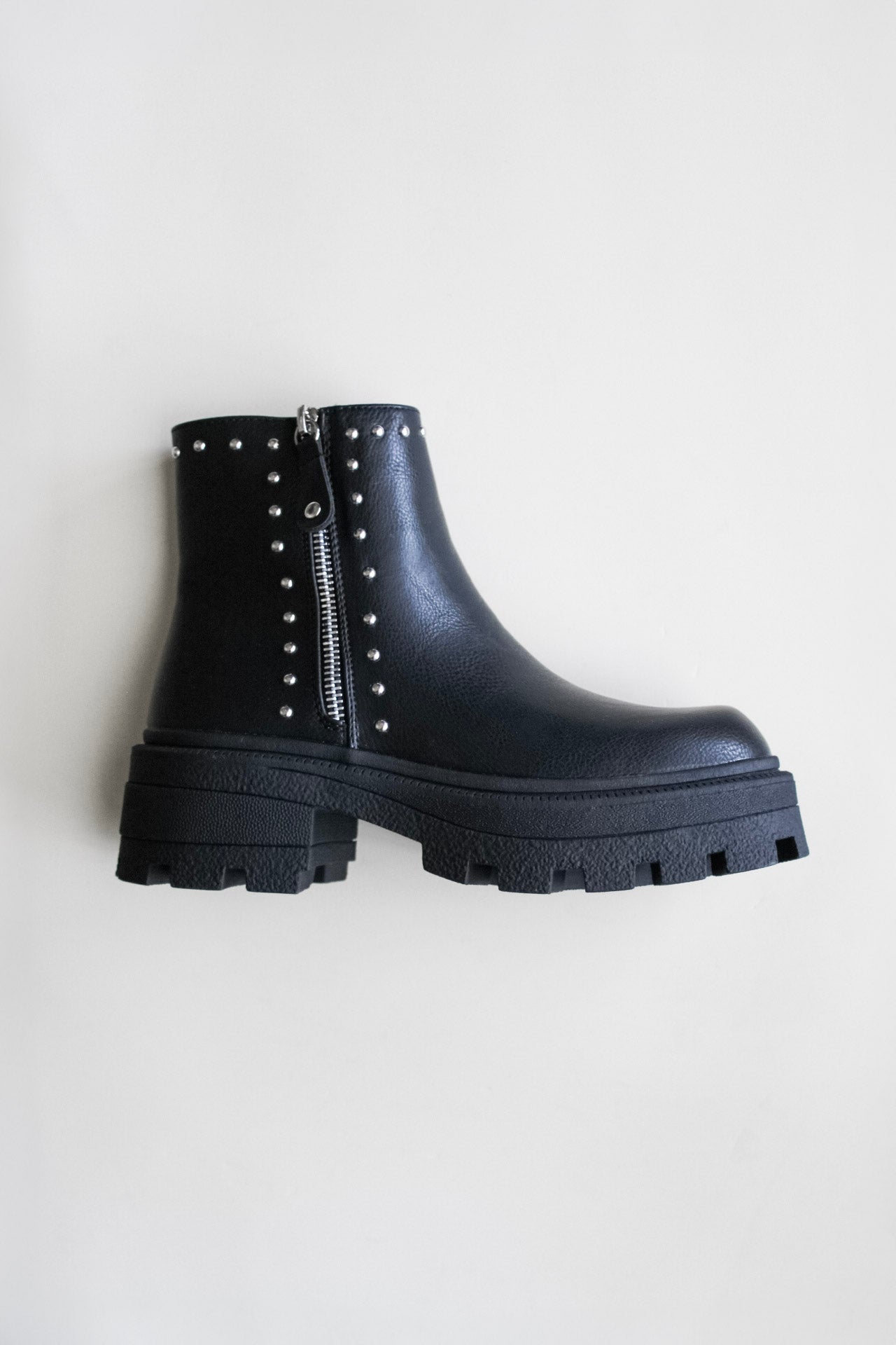 Roma Black